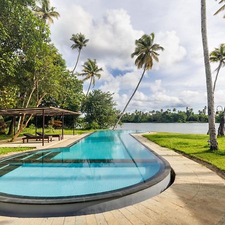 Cranganor History Cafe & Riverside Chateau North Paravur Экстерьер фото