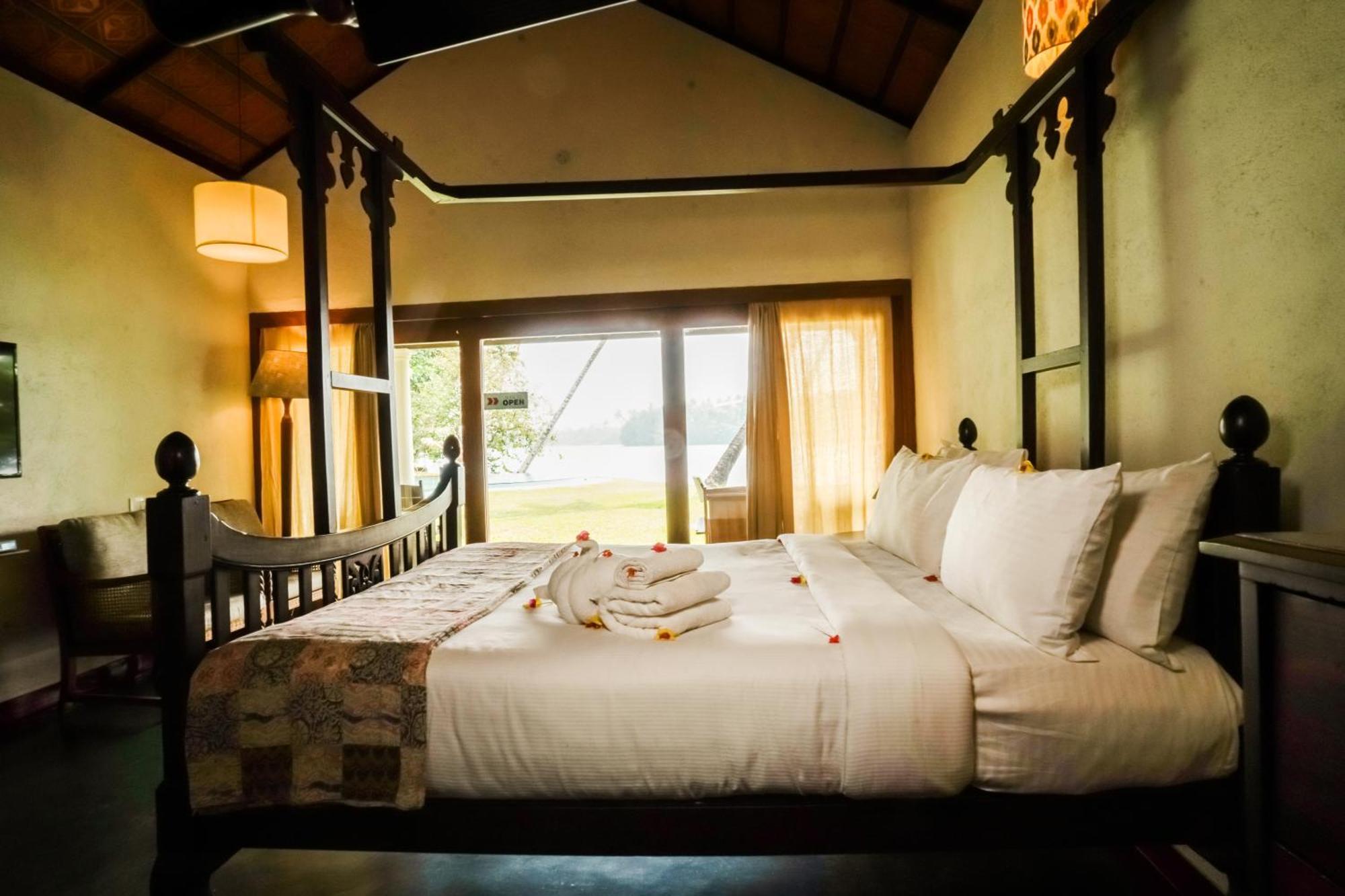 Cranganor History Cafe & Riverside Chateau North Paravur Экстерьер фото