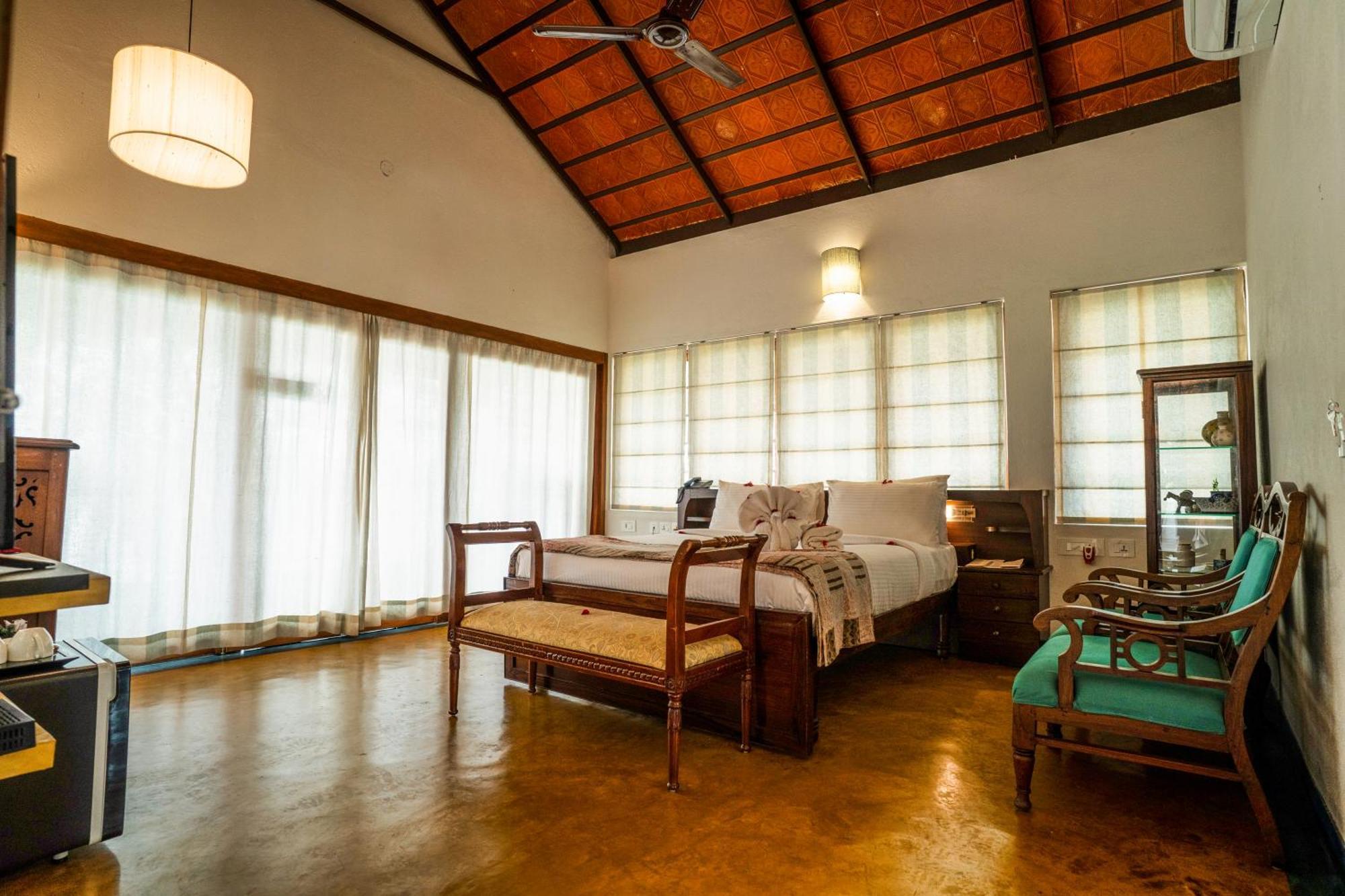 Cranganor History Cafe & Riverside Chateau North Paravur Экстерьер фото