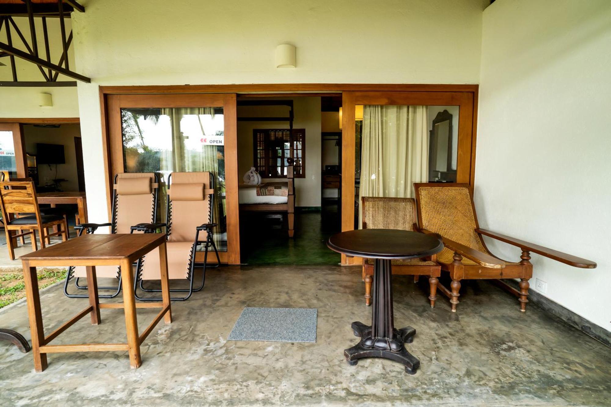 Cranganor History Cafe & Riverside Chateau North Paravur Экстерьер фото