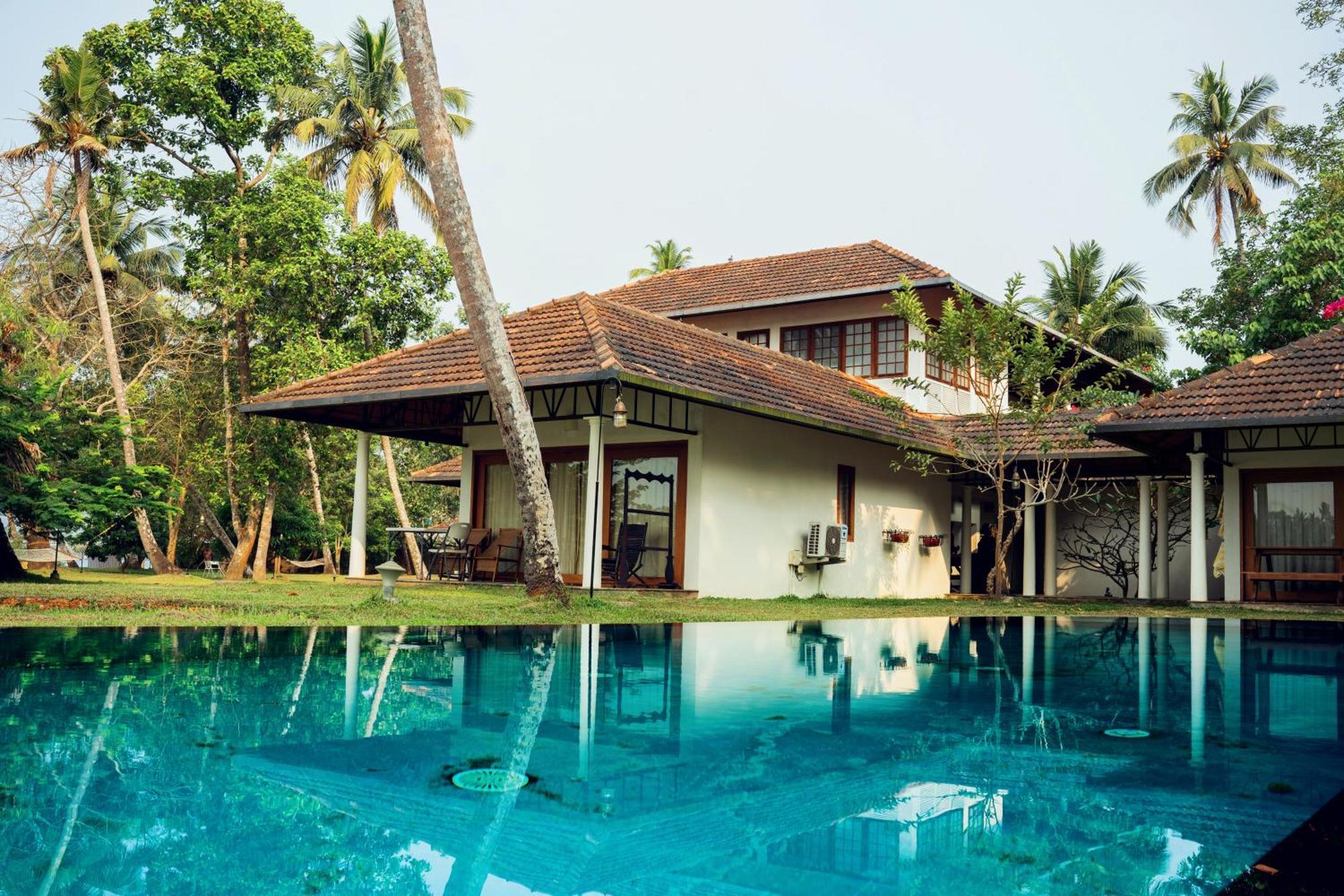 Cranganor History Cafe & Riverside Chateau North Paravur Экстерьер фото