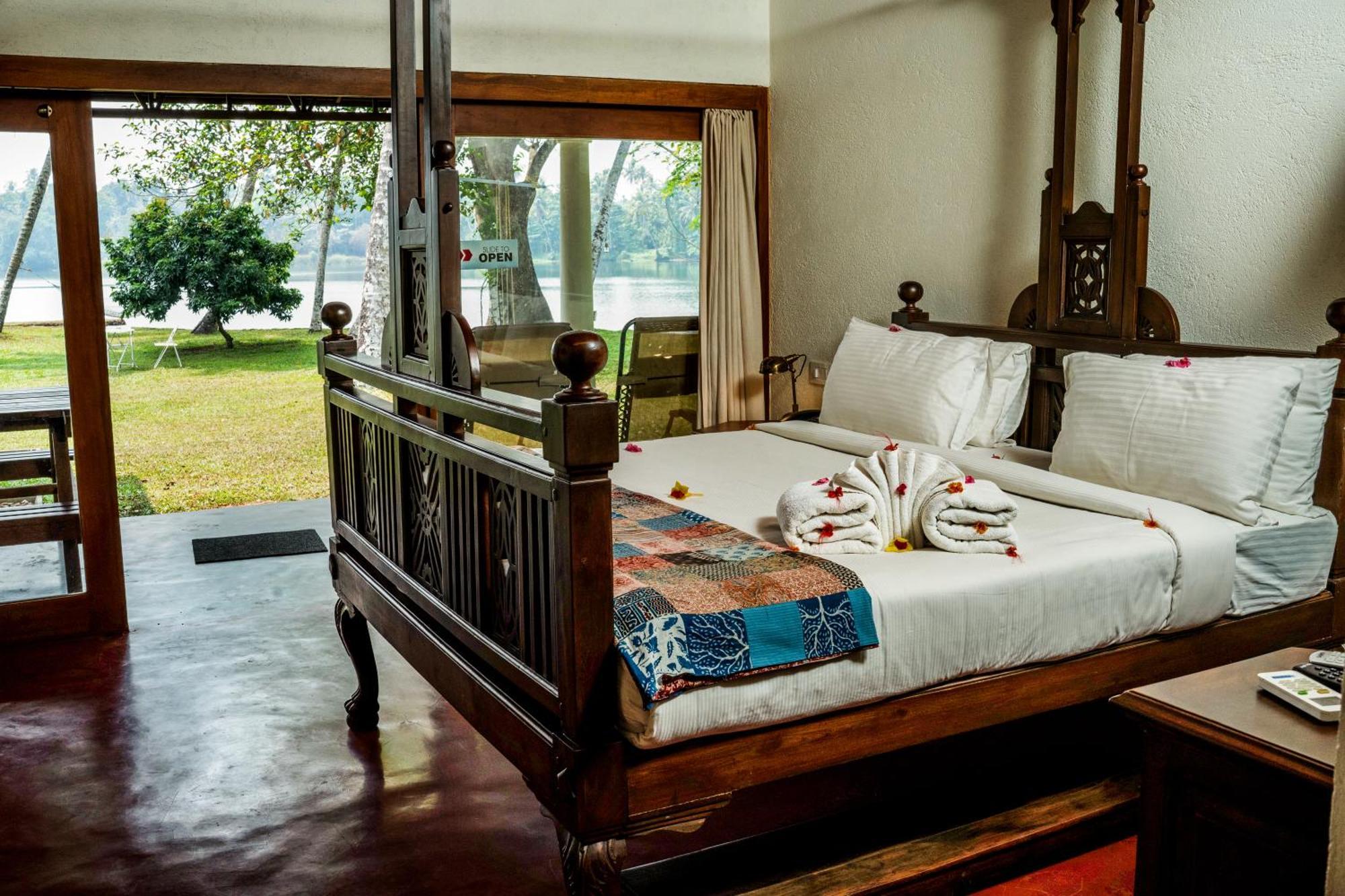 Cranganor History Cafe & Riverside Chateau North Paravur Экстерьер фото
