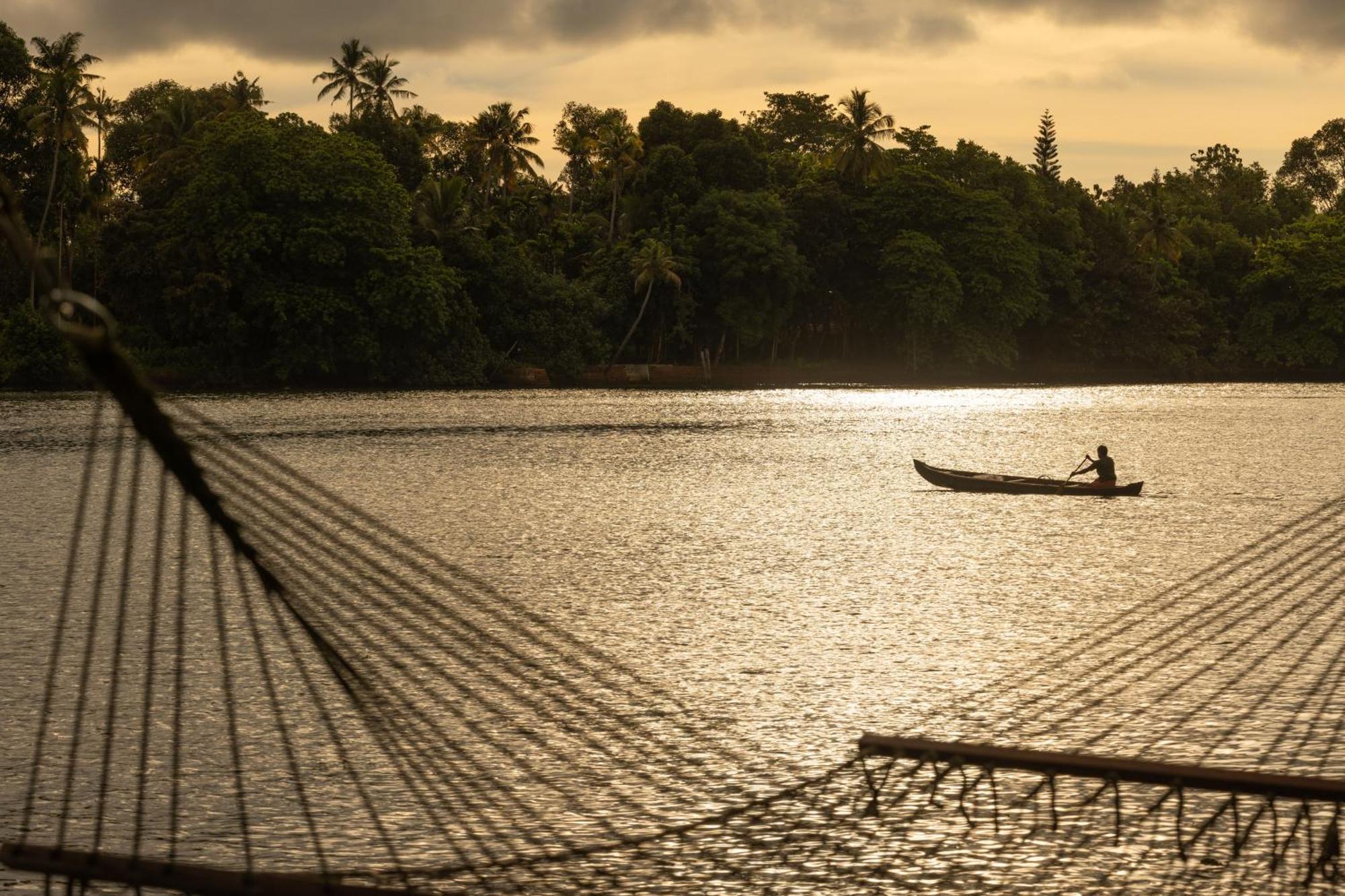 Cranganor History Cafe & Riverside Chateau North Paravur Экстерьер фото