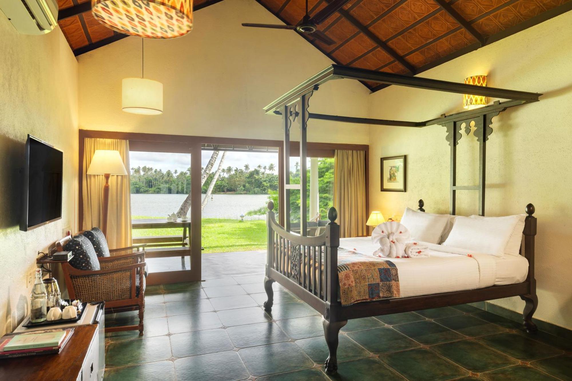 Cranganor History Cafe & Riverside Chateau North Paravur Экстерьер фото